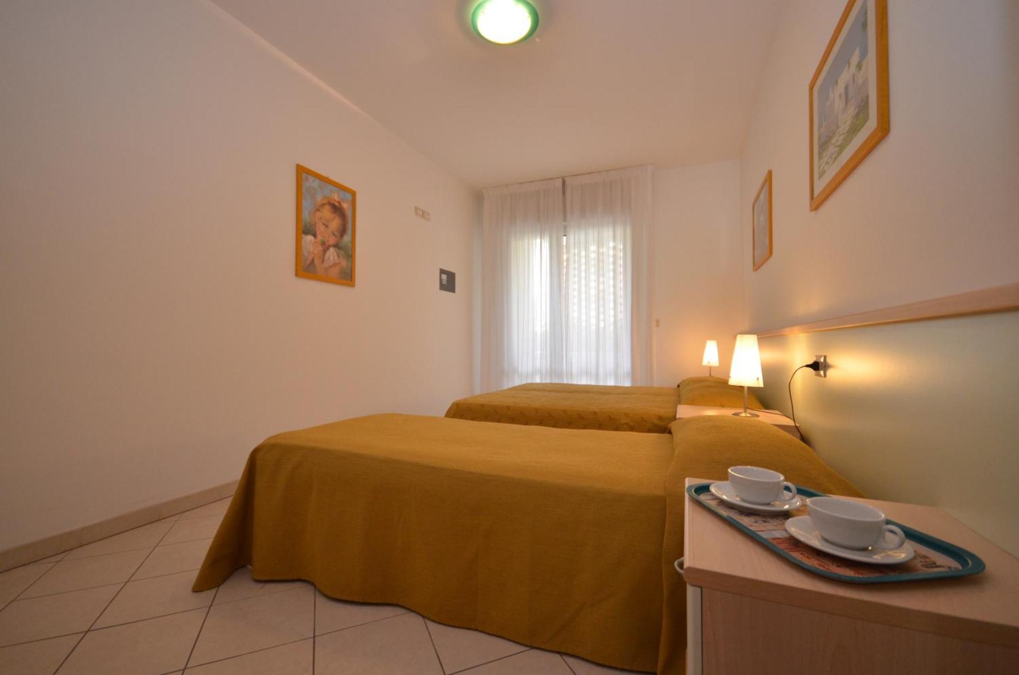 Residenza Le Acacie Apartment Bibione Exterior foto