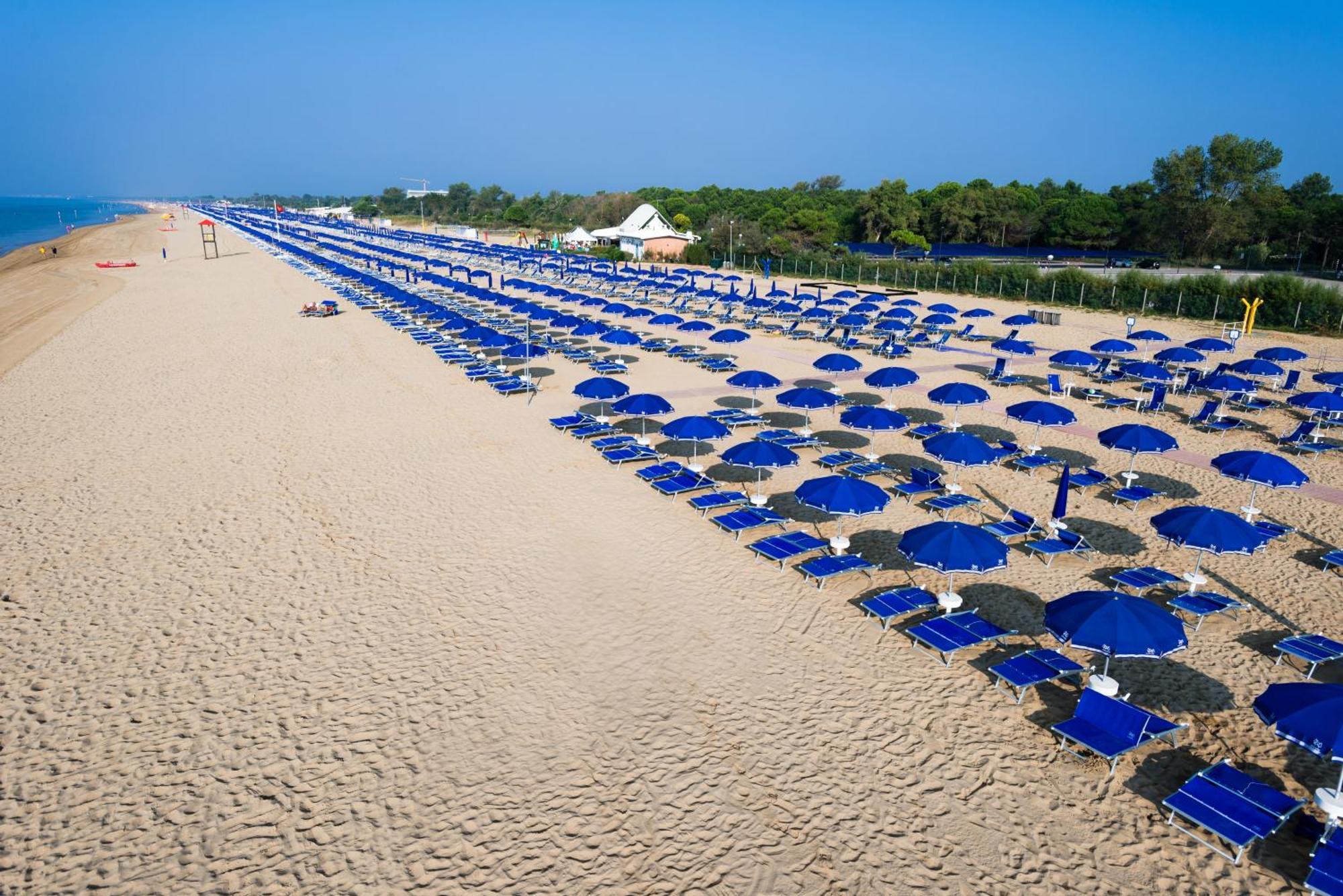Residenza Le Acacie Apartment Bibione Exterior foto