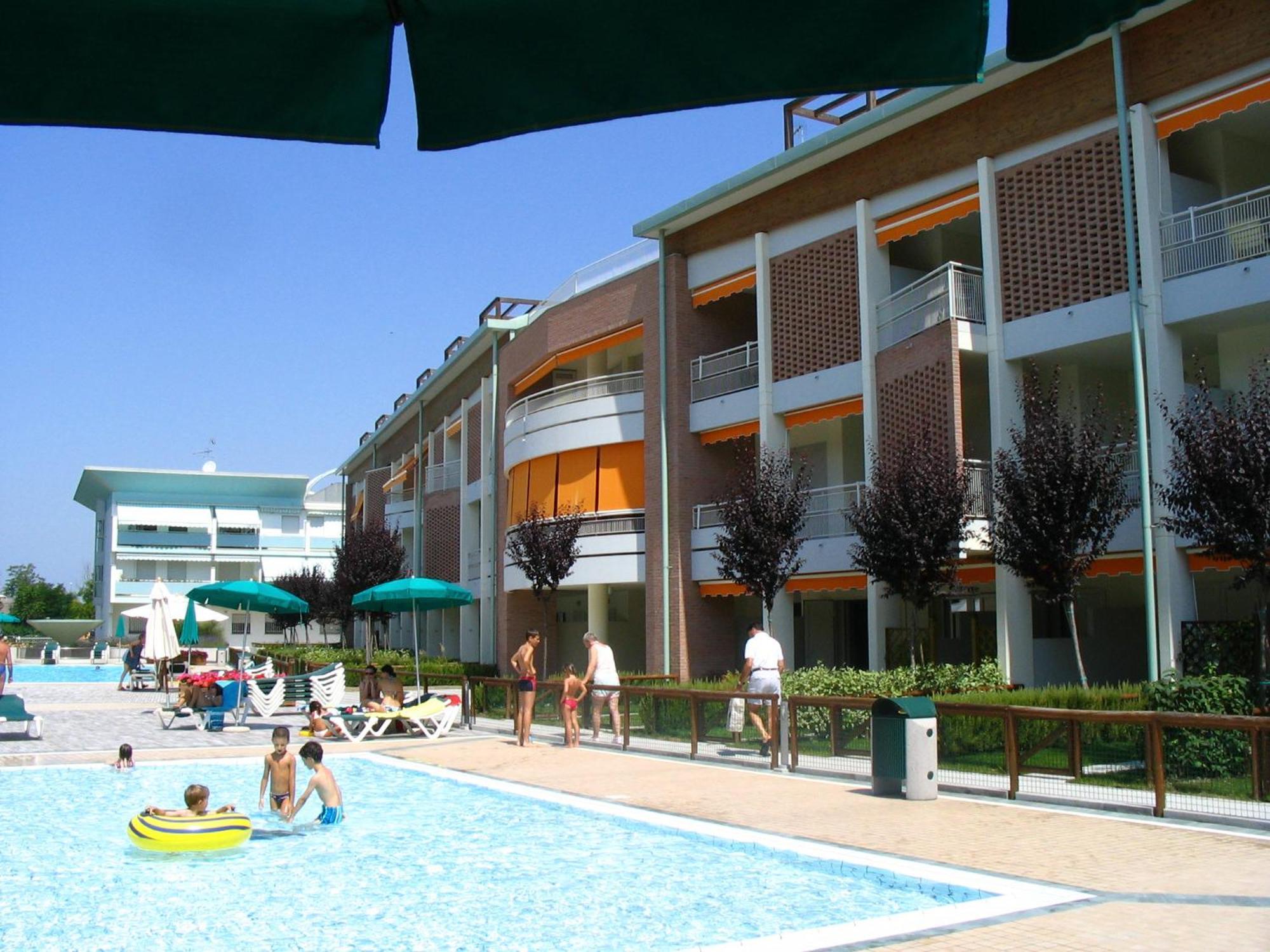 Residenza Le Acacie Apartment Bibione Exterior foto