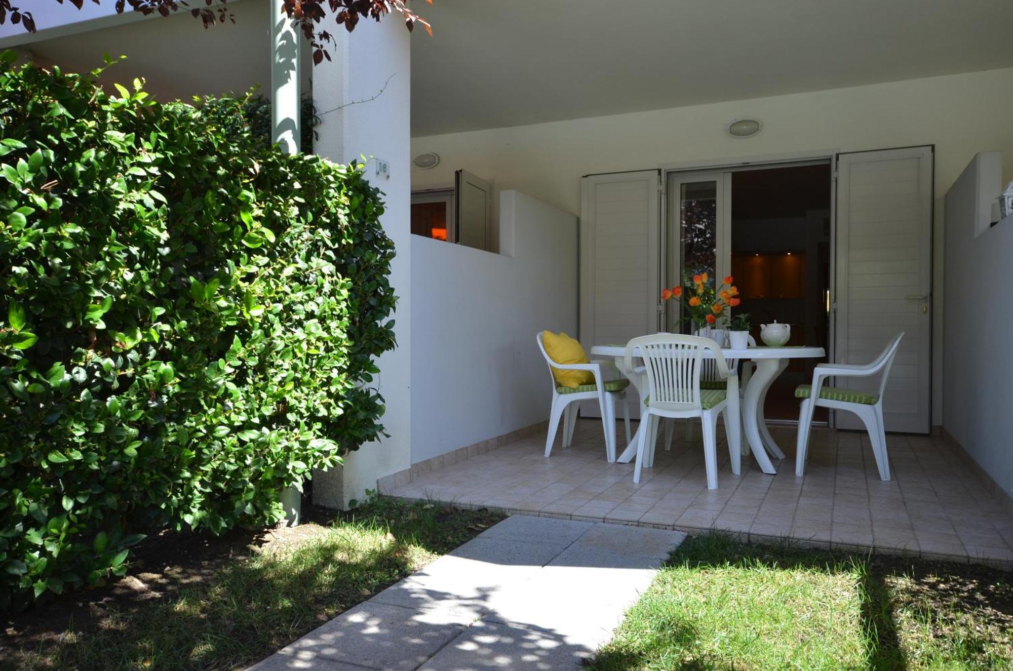Residenza Le Acacie Apartment Bibione Exterior foto